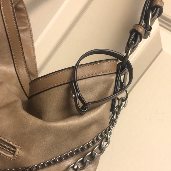 NWOT Taupe Bucket Bag (Vegan) - Picture 4 of 15